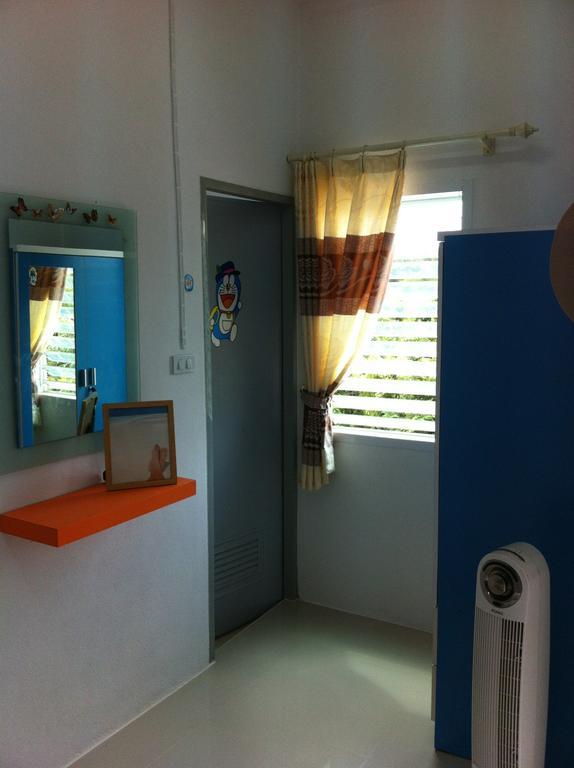 Lemon Tree Motel Surat Thani Ngoại thất bức ảnh